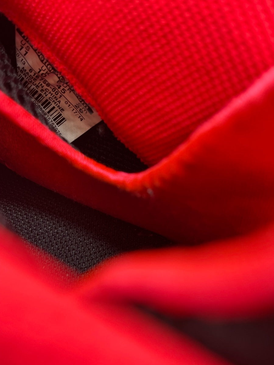 Nike Air Foamposite Pro Yeezy 11 (Moderately Worn Pre-Owned) - Image 8