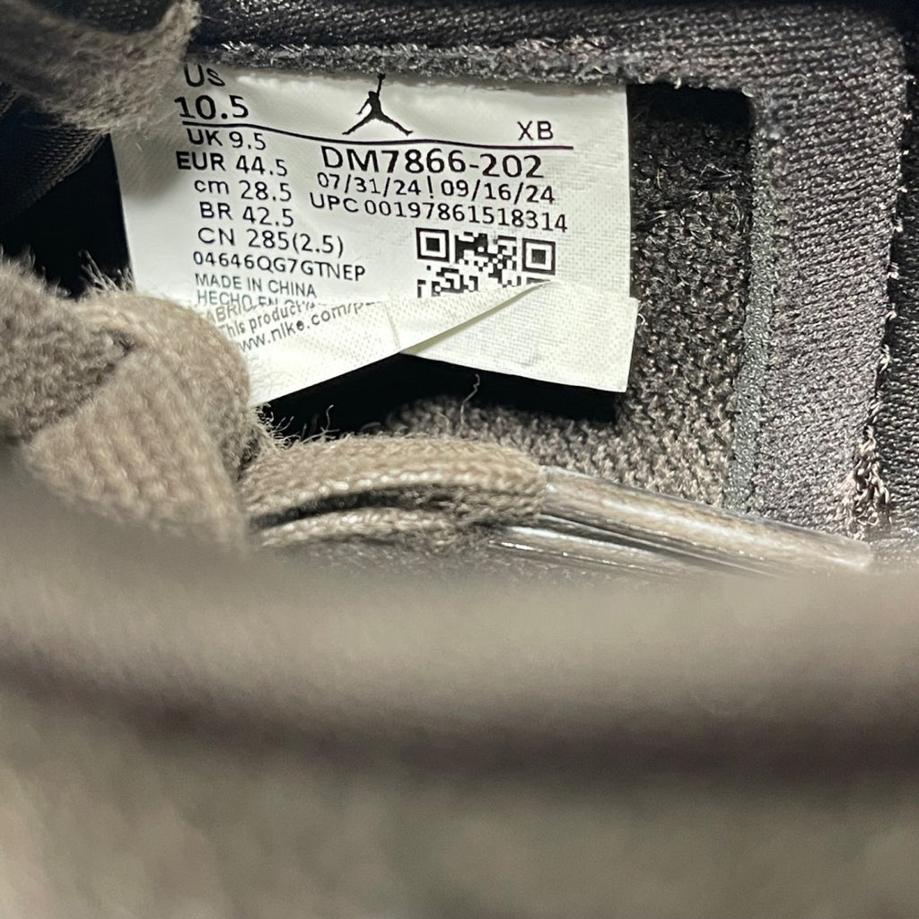 Jordan 1 Retro Low OG SP Travis Scott Velvet Brown 10.5 (Moderately Worn Pre-Owned)JordanDark Mocha/Black/Velvet Brown - Image 6