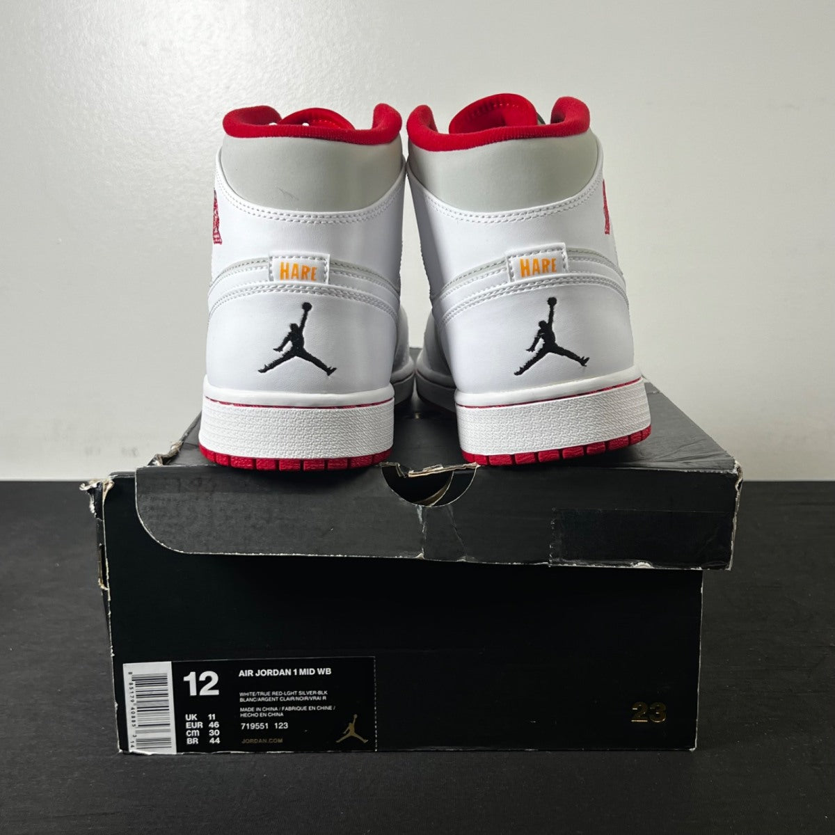 Jordan 1 Retro Hare Jordan (2015) 12 (New Pre-Owned)JordanWhite/True Red-Light Silver-Black - Image 4