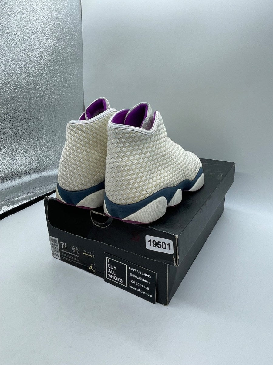 Air Jordan Horizon GS 'Sail Hyper Violet' 7.5 (Moderately Worn Pre-Owned) - Image 5