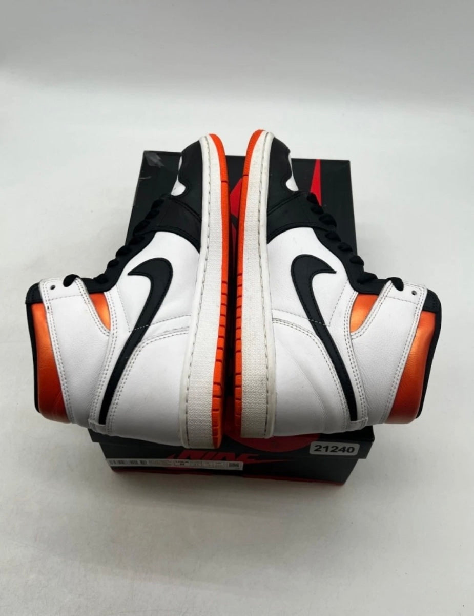 Jordan 1 Retro High Electro Orange 8 (Lightly Worn Pre-Owned)JordanWhite/Electro Orange-Black - Image 7