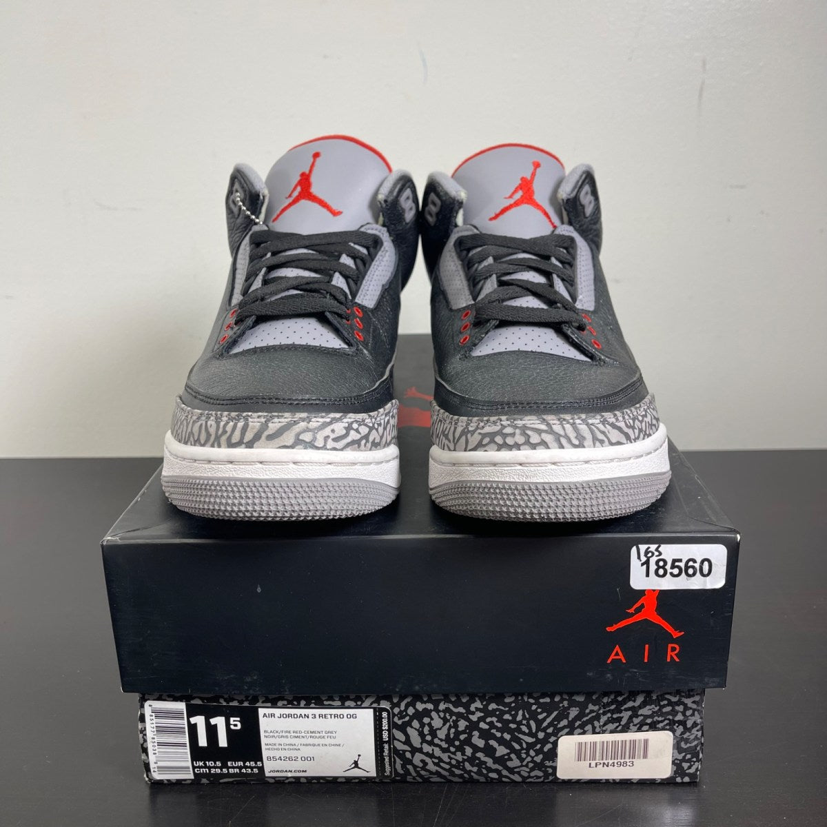 Jordan 3 Retro Black Cement (2018) 11.5 (Moderately Worn Pre-Owned)JordanBlack/Fire Red-Cement Grey-White - Image 2