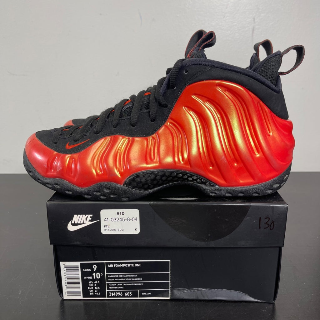 Nike Air Foamposite One Habanero Red 9 (Moderately Worn Pre-Owned)NikeHabanero Red/Habanero Red-Black - Image 3