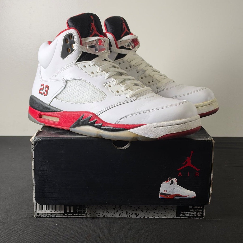 Jordan 5 Retro Fire Red Black Tongue (2013) (Size 11) - aux