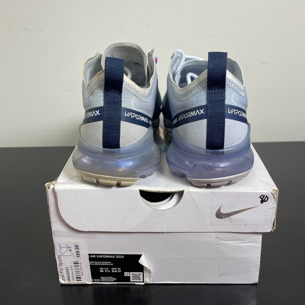 Nike Air VaporMax 2019 Football Grey Obsidian (Women's) 8W (Moderately Worn Pre-Owned)NikeFootball Grey/Obsidian-Metallic Silver-White - Image 4