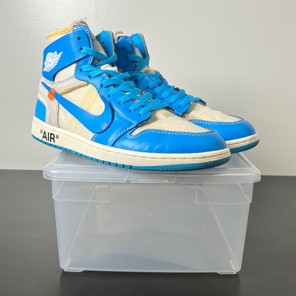 Jordan 1 Retro High Off-White University Blue 10.5 (Moderately Worn Pre-Owned)JordanWhite/Dark Powder Blue-Cone - Image 1