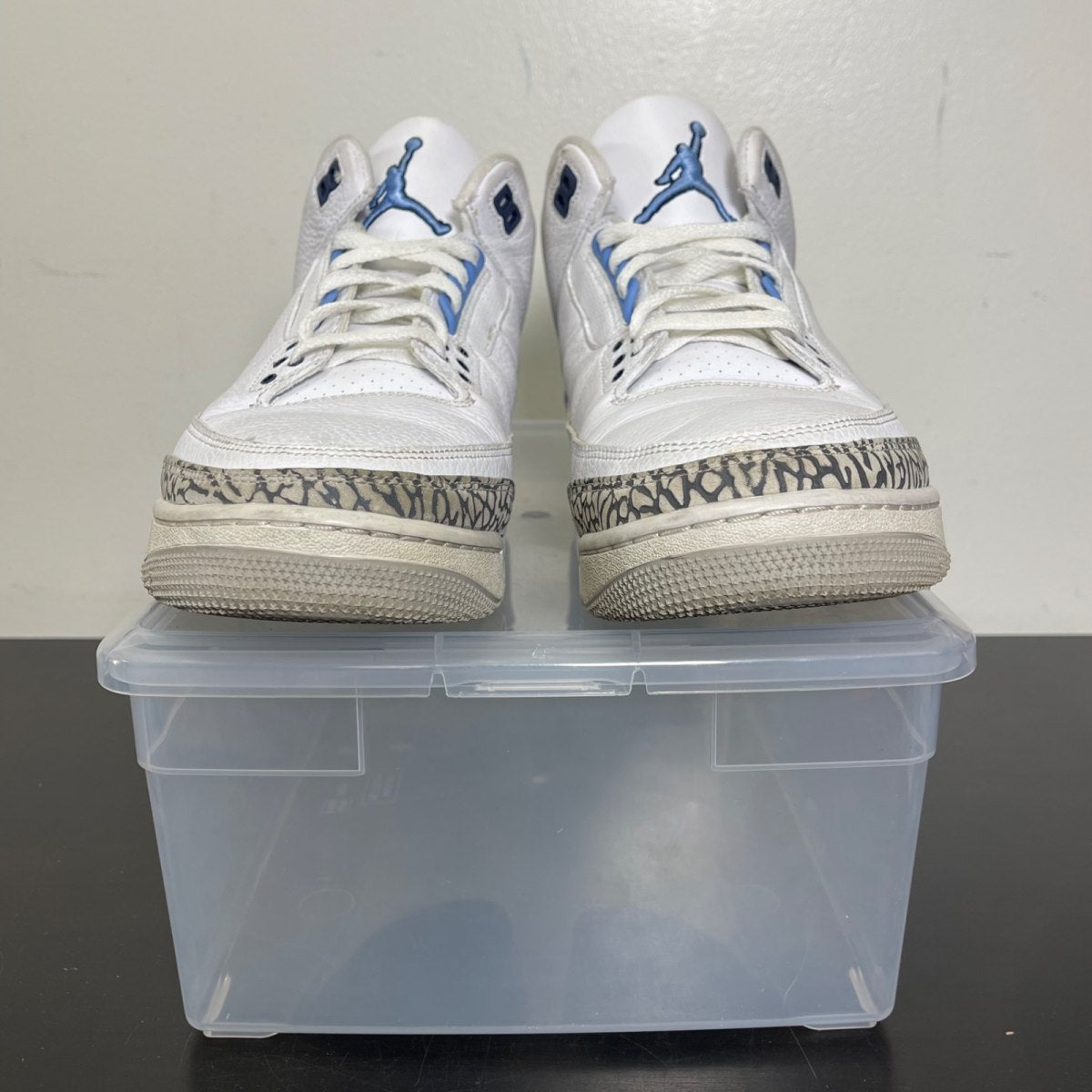 Jordan 3 Retro UNC (2020) 12 (Moderately Worn Pre-Owned)JordanWhite/Valor Blue-Tech Grey - Image 2
