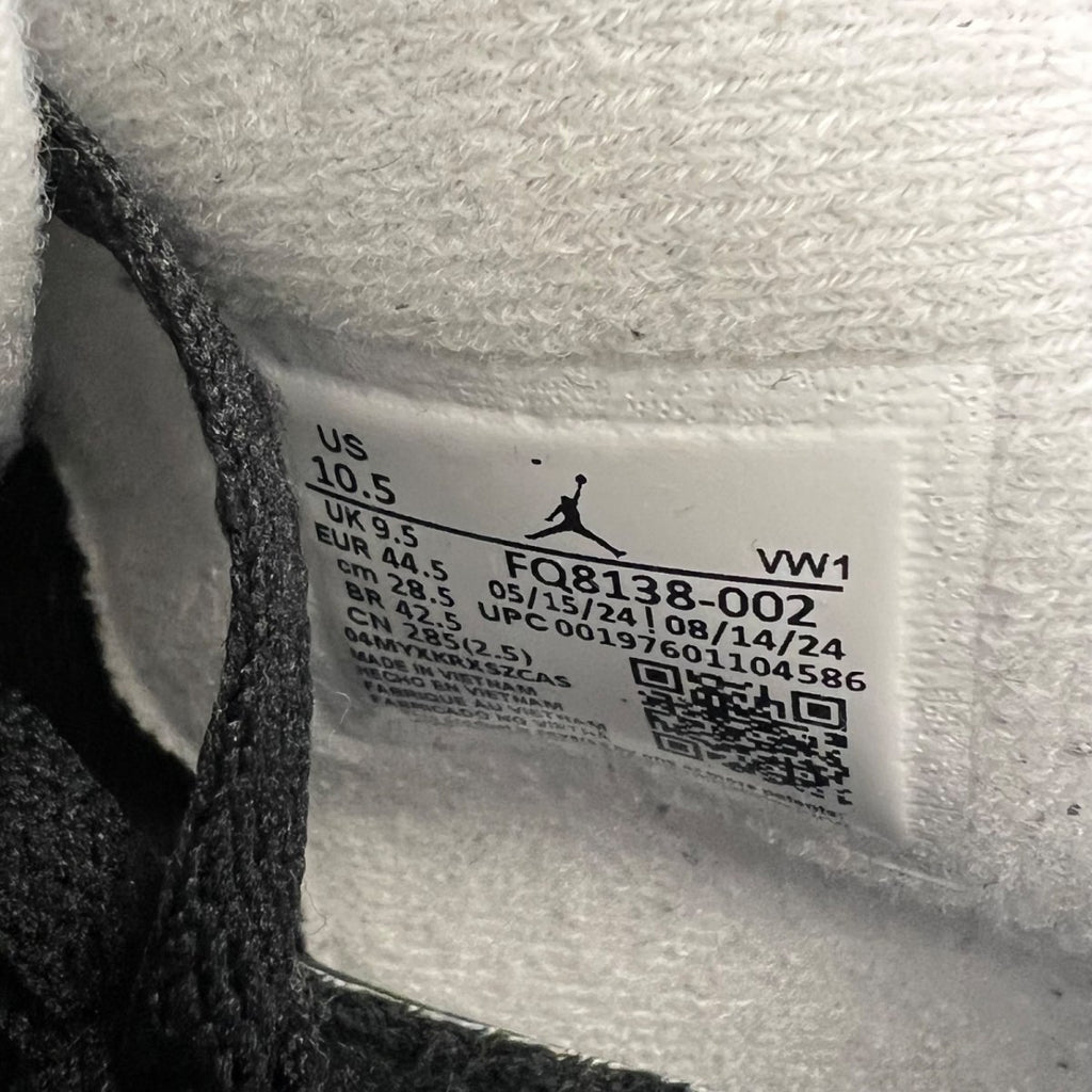 Jordan 4 Retro Fear (2024) 10.5 (Lightly Worn Pre-Owned)JordanBlack/White/Anthracite/Black/Pure Platinum - Image 7