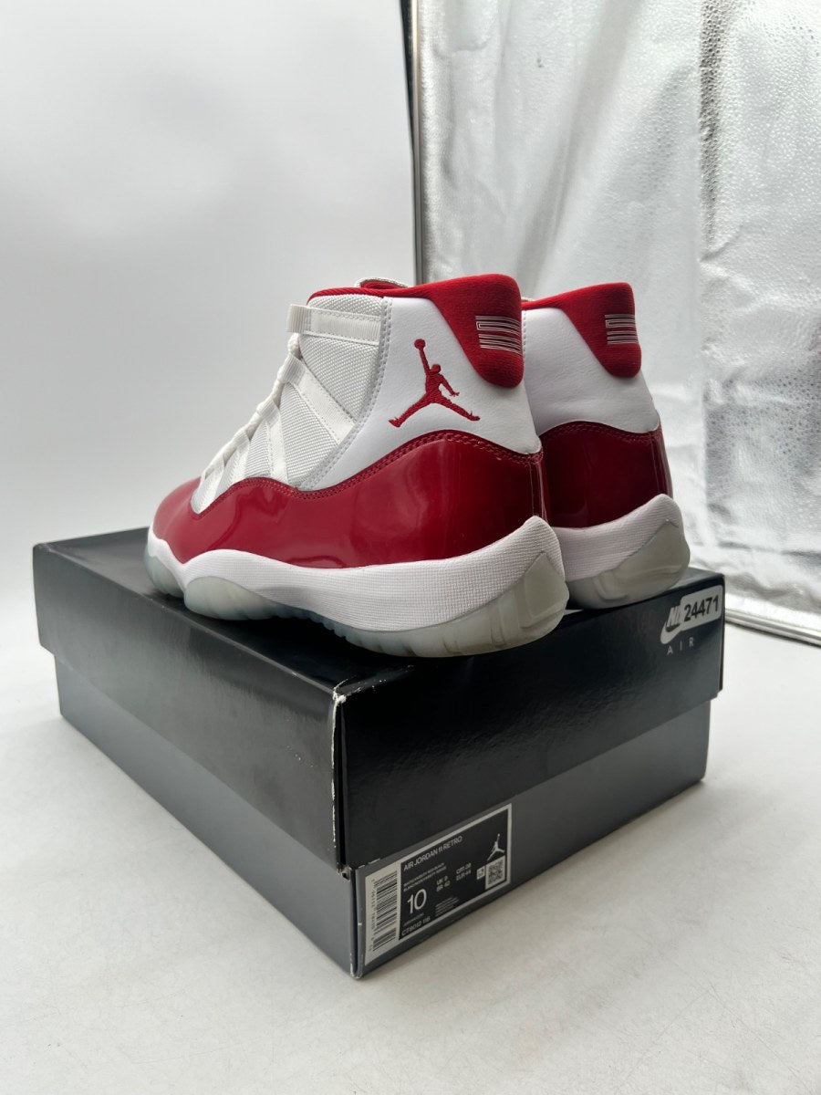 Jordan 11 Retro Cherry (2022) 10 (Lightly Worn Pre-Owned)JordanWhite/Varsity Red/Black - Image 6
