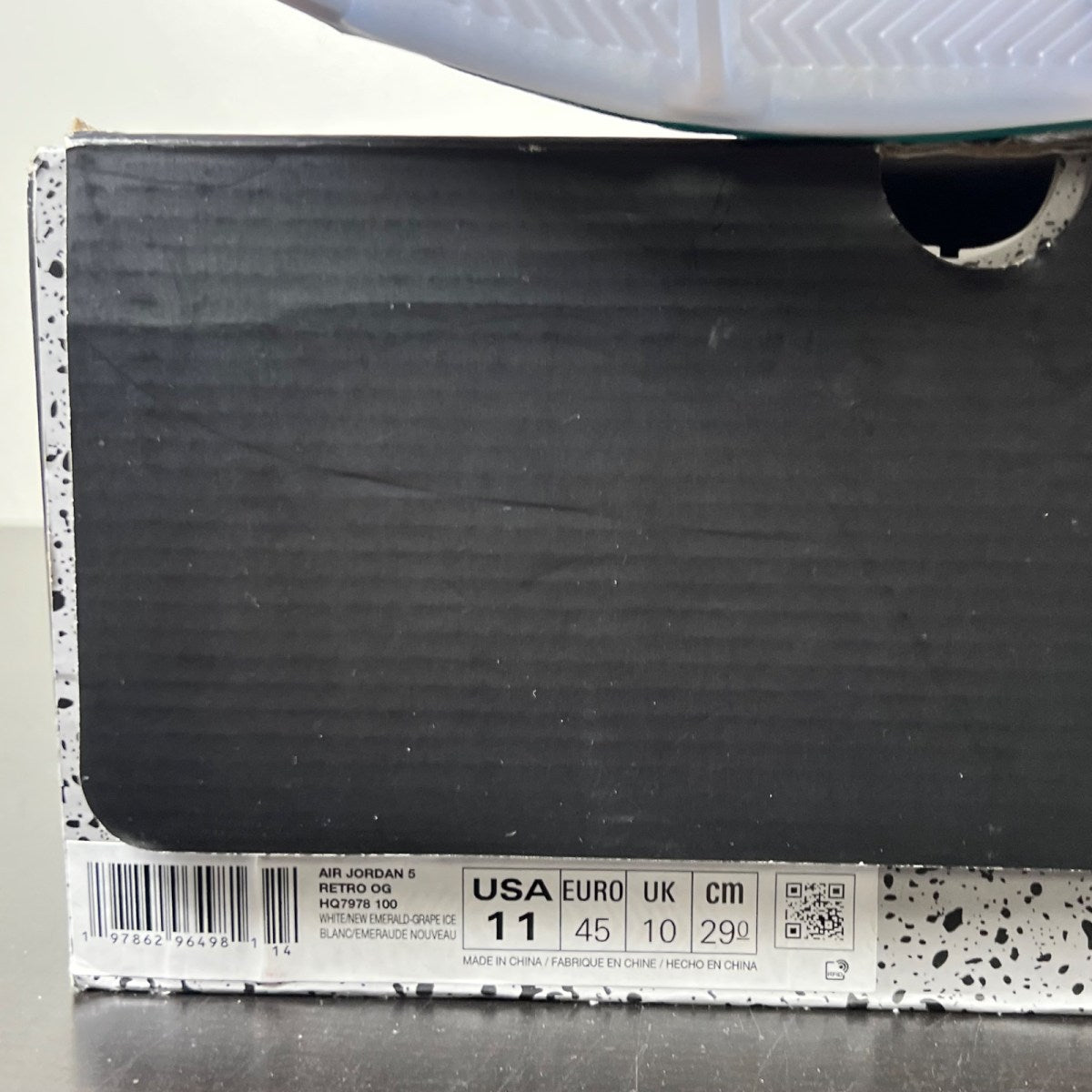 Jordan 5 Retro Grape (2025) 11 (Lightly Worn Pre-Owned)JordanWhite/Grape Ice-New Emerald - Image 6