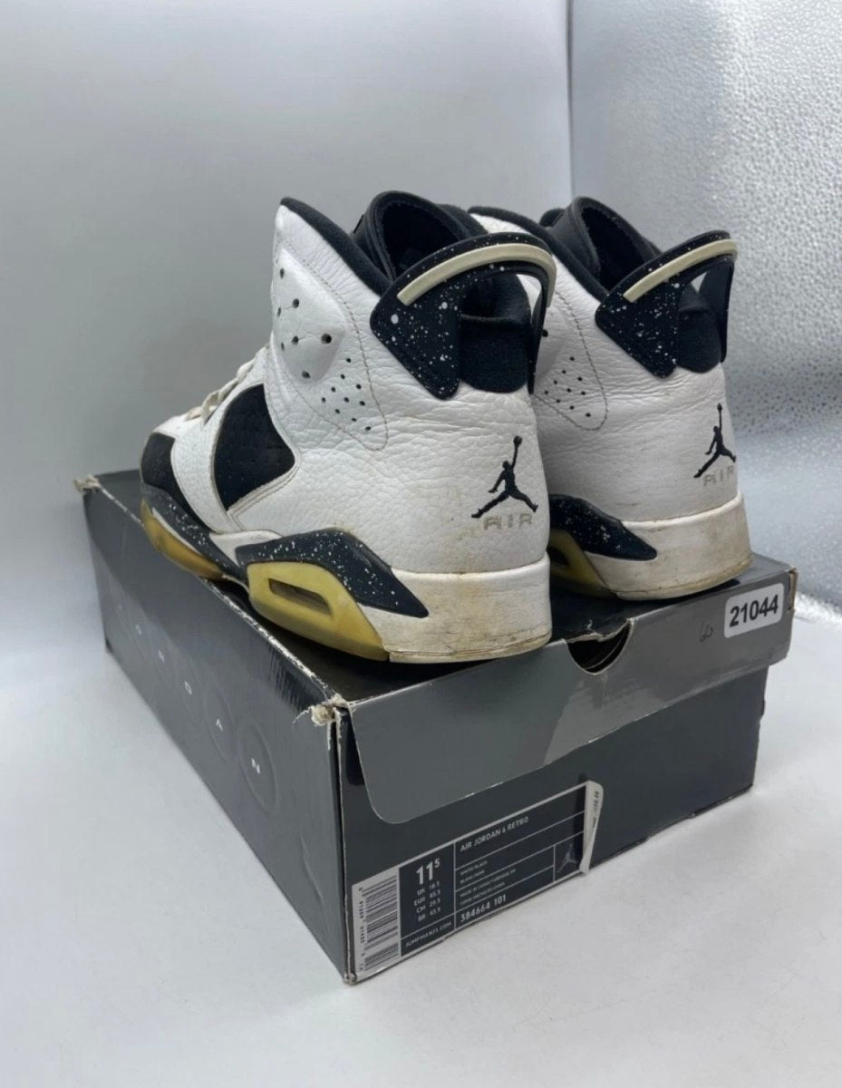 Jordan 6 Retro Oreo 11.5 (Heavily Worn Pre-Owned)JordanWhite/Black-Speckle - Image 4