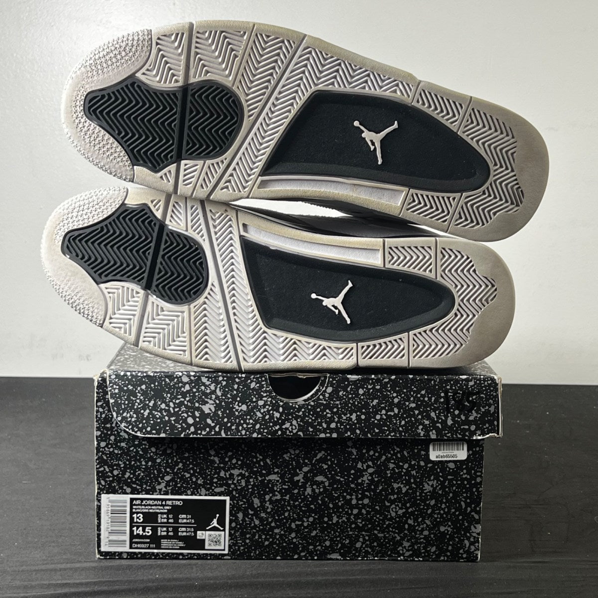 Jordan 4 Retro Military Black 13 (Lightly Worn Pre-Owned)JordanWhite/Black-Neutral Grey - Image 5
