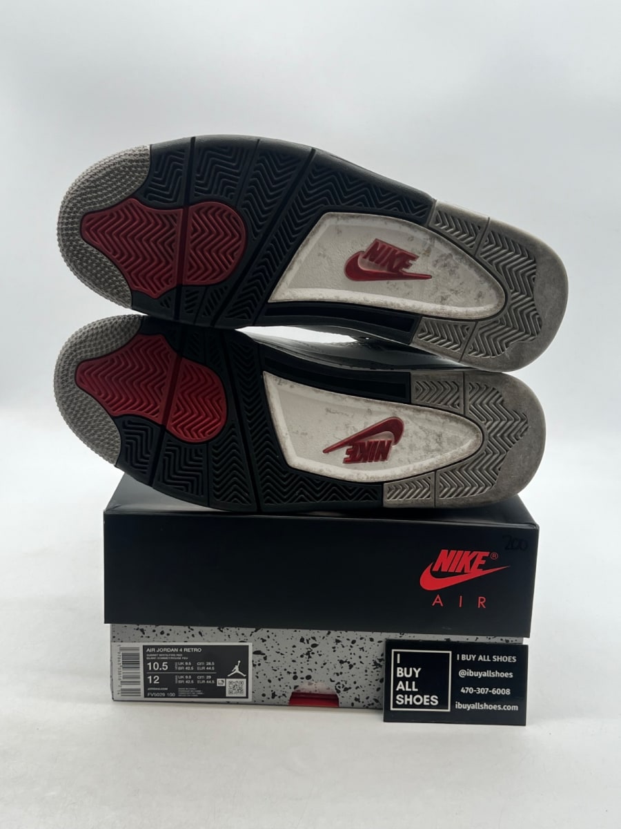 Jordan 4 Retro White Cement (2025) 10.5 (VNDS Pre-Owned) - Image 8