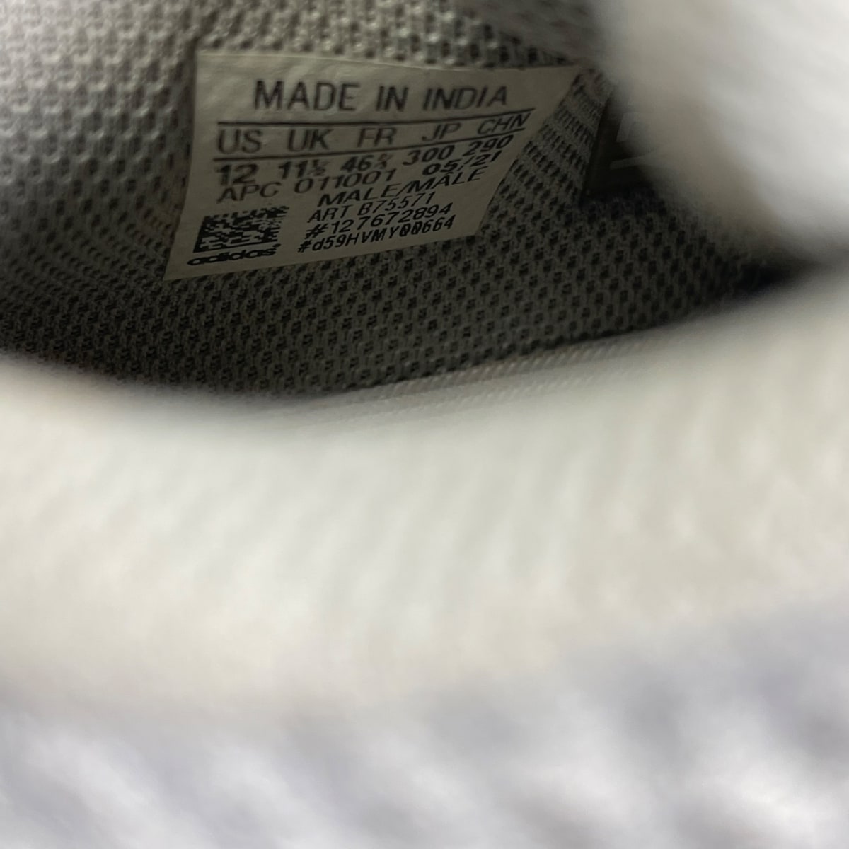 adidas Yeezy Boost 700 Wave Runner 12 (Moderately Worn Pre-Owned)adidasSolid Grey/Chalk White/Core Black - Image 6