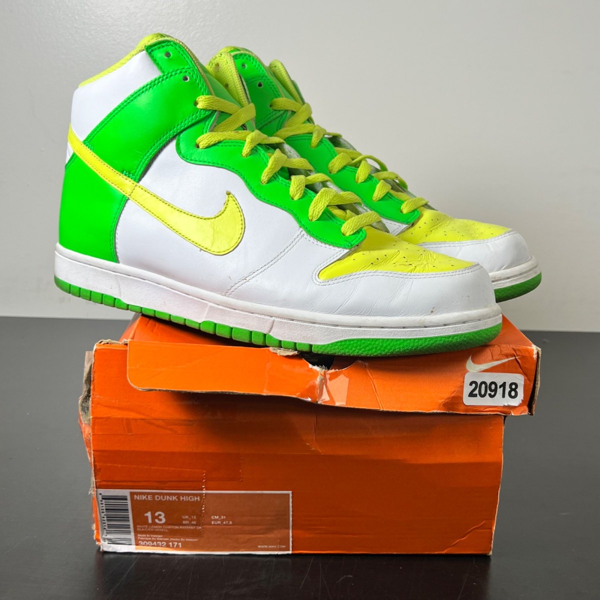 Nike Dunk High White/Lemon Chiffon-Radiant Grey 13 (Heavily Worn Pre-Owned)NikeWhite/Lemon Chiffon-Radiant Grey - Image 1
