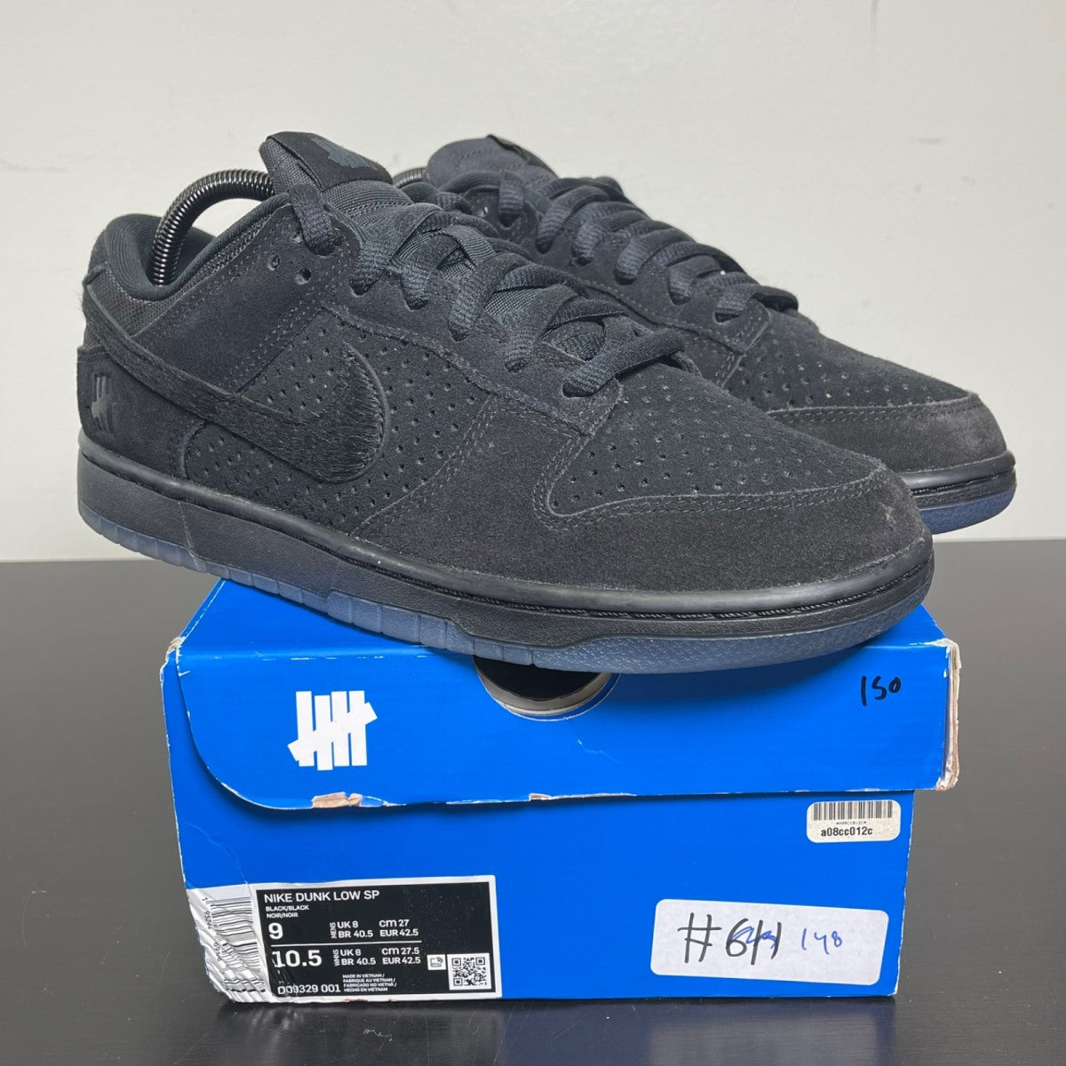 Nike Dunk Low SP Undefeated 5 On It Black 9 (Moderately Worn Pre-Owned)NikeBlack/Black - Image 1