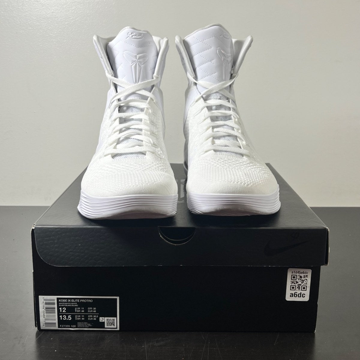 Nike Kobe 9 Elite Protro Halo 12 (Lightly Worn Pre-Owned)NikeWhite/White/White - Image 2