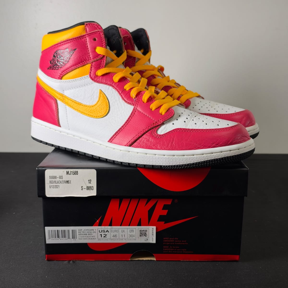 Jordan 1 Retro High OG Light Fusion Red (Size 12) - aux