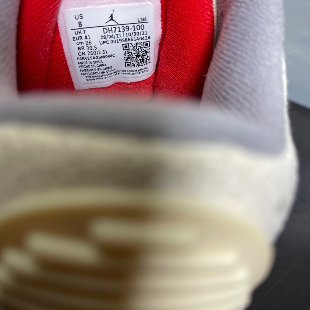 Jordan 3 Retro Muslin 8 (Moderately Worn Pre-Owned)JordanMuslin/University Red-Cement Grey-Sail - Image 6