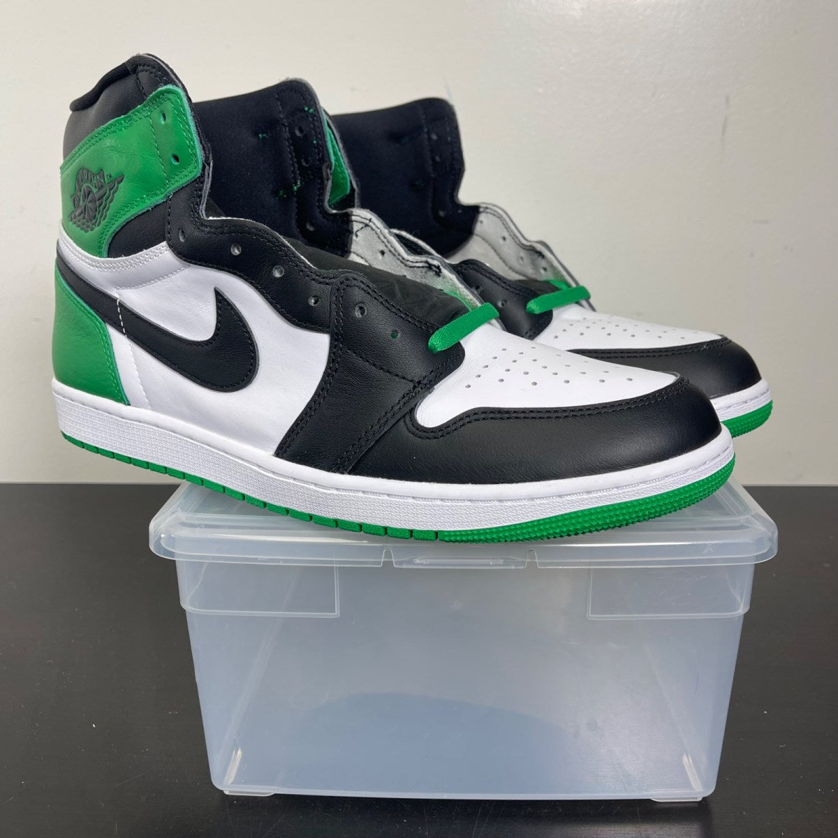 Jordan 1 Retro High OG Lucky Green 14 (New Pre-Owned)JordanBlack/Lucky Green-White - Image 1