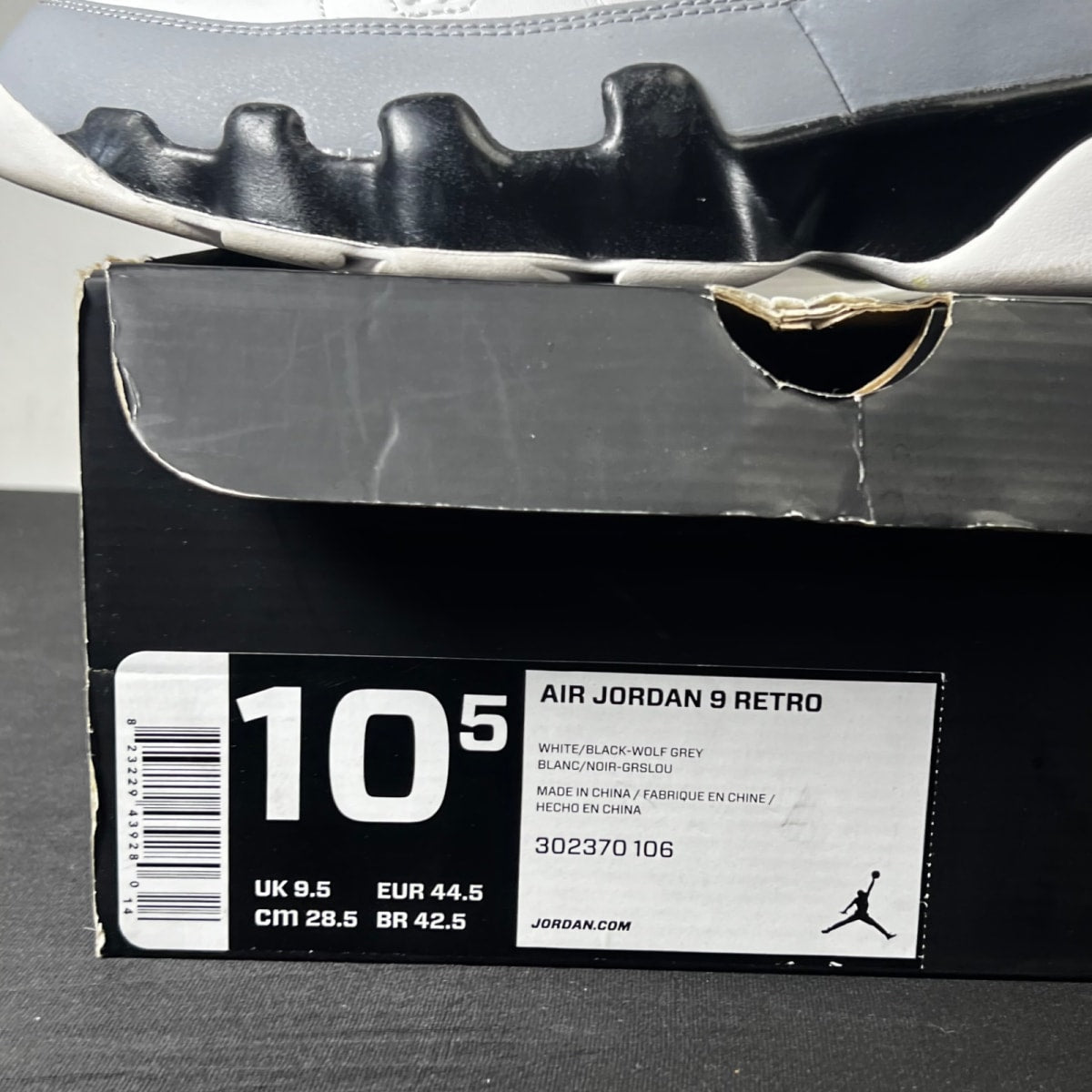 Jordan 9 Retro Barons 10.5 (Lightly Worn Pre-Owned)JordanWhite/Black-Wolf Grey - Image 4