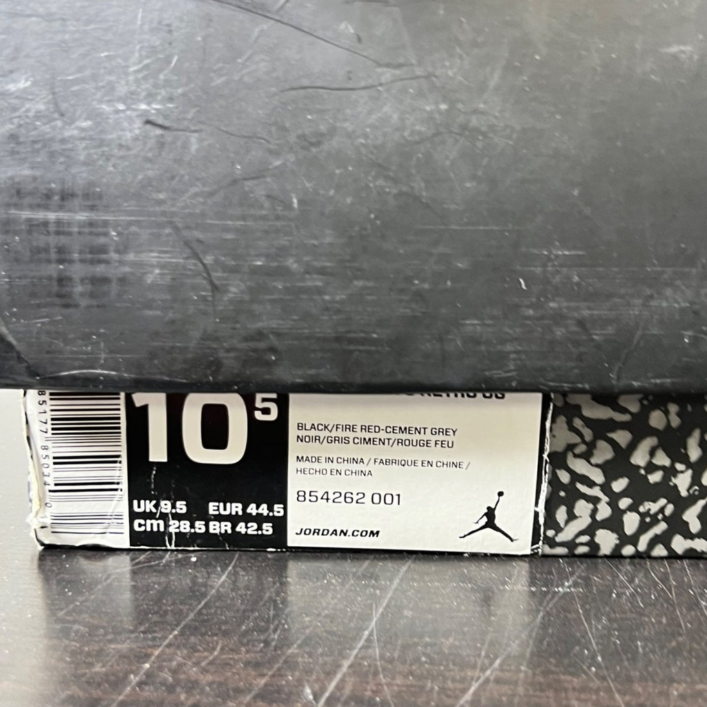 Jordan 3 Retro Black Cement (2018) 10.5 (Moderately Worn Pre-Owned)JordanBlack/Fire Red-Cement Grey-White - Image 5