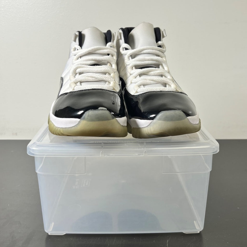 Jordan 11 Retro Concord (2018) 10 (Moderately Worn Pre-Owned)JordanWhite/Black-Concord - Image 2