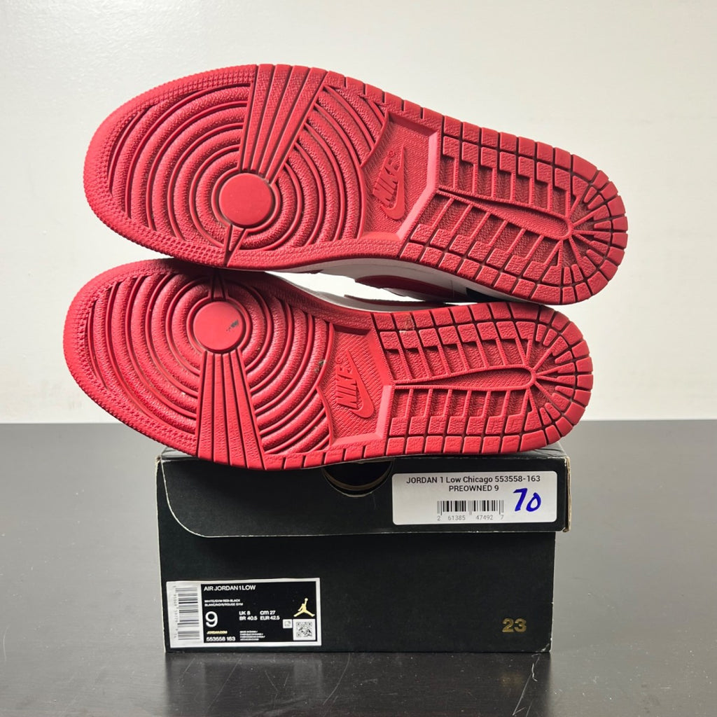 Jordan 1 Low Bulls (Size 9) - Image 6