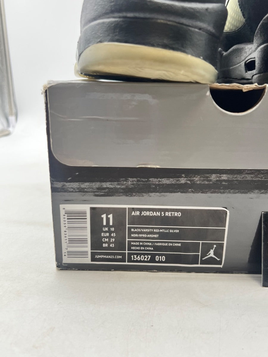Jordan 5 Retro Black Metallic (2011) 11 (Heavily Worn Pre-Owned) - Image 4