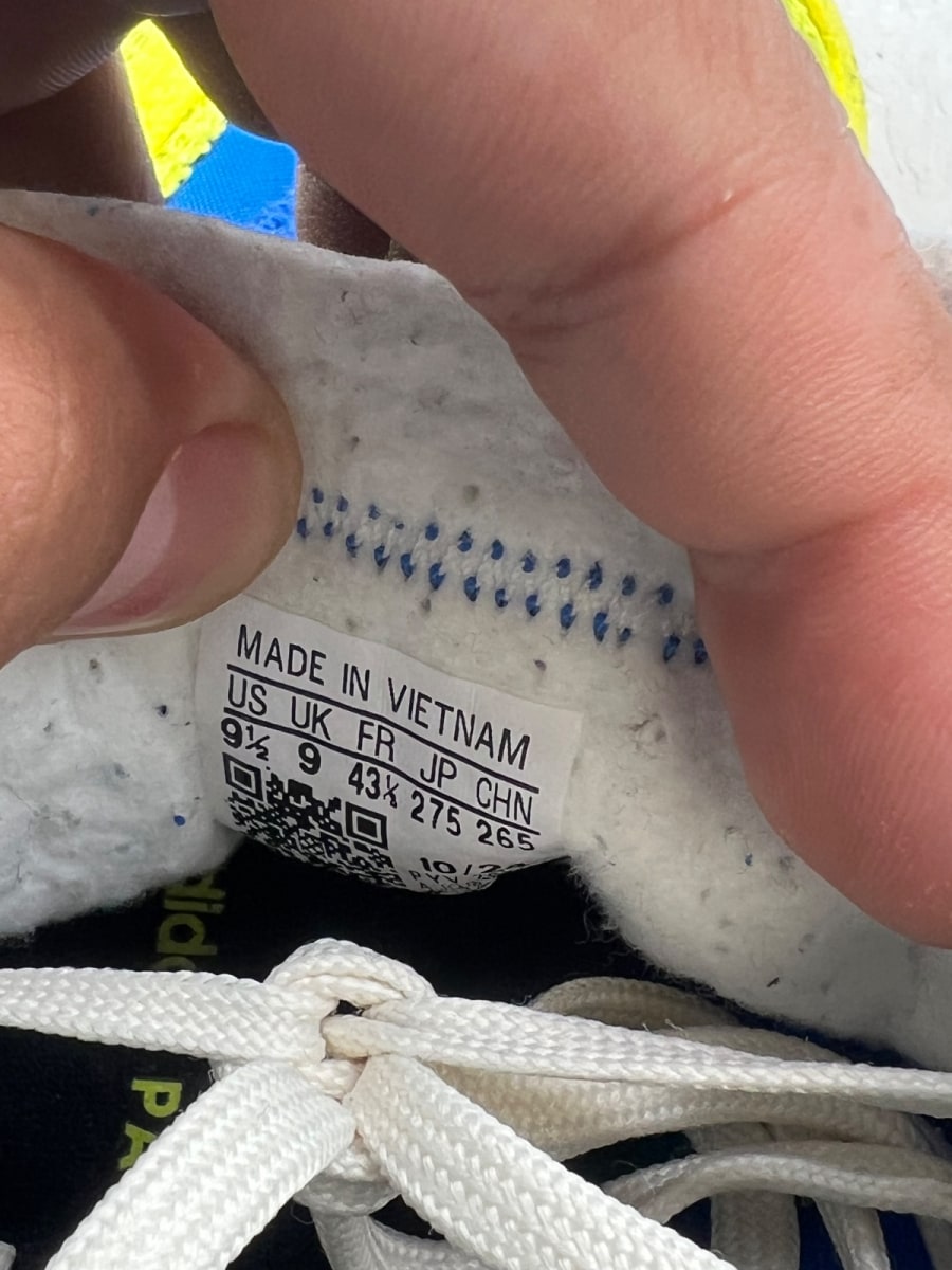 adidas Adizero SL 72 Bad Bunny Blue 9.5 (Lightly Worn Pre-Owned) - Image 9