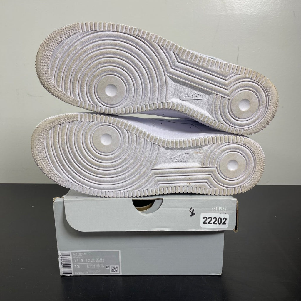 Nike Air Force 1 Low '07 White 11.5 (Moderately Worn Pre-Owned)NikeWhite/White - Image 5