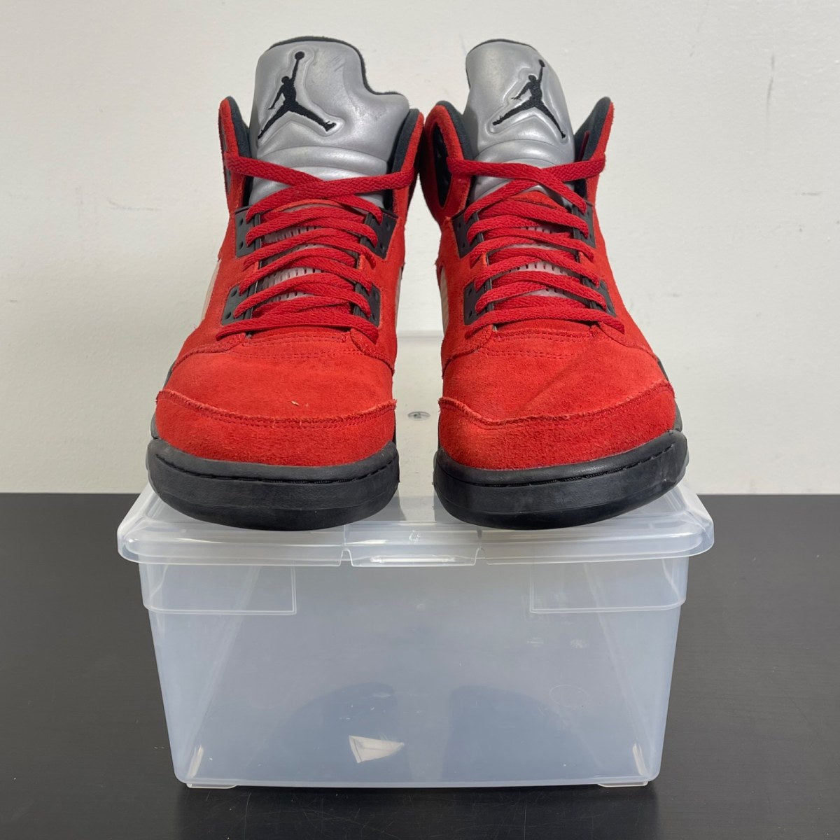 Jordan 5 Retro Raging Bull Red (2021) 13 (Moderately Worn Pre-Owned)JordanVarsity Red/Black-White - Image 2