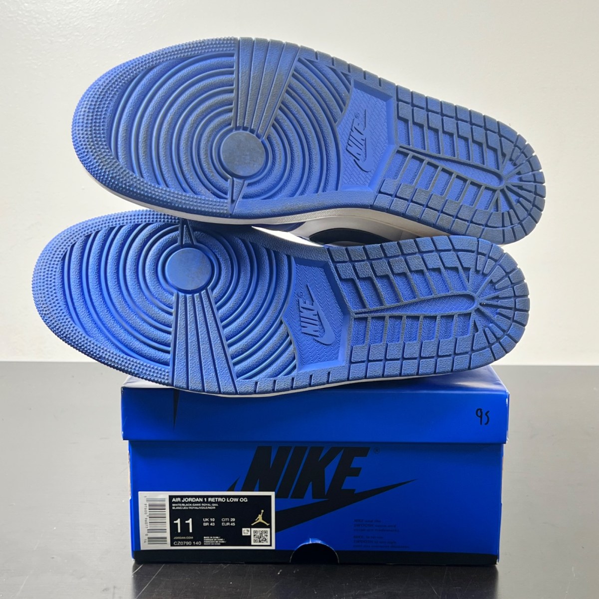 Jordan 1 Retro Low OG Game Royal 11 (Lightly Worn Pre-Owned)JordanWhite/Black/Game Royal - Image 6
