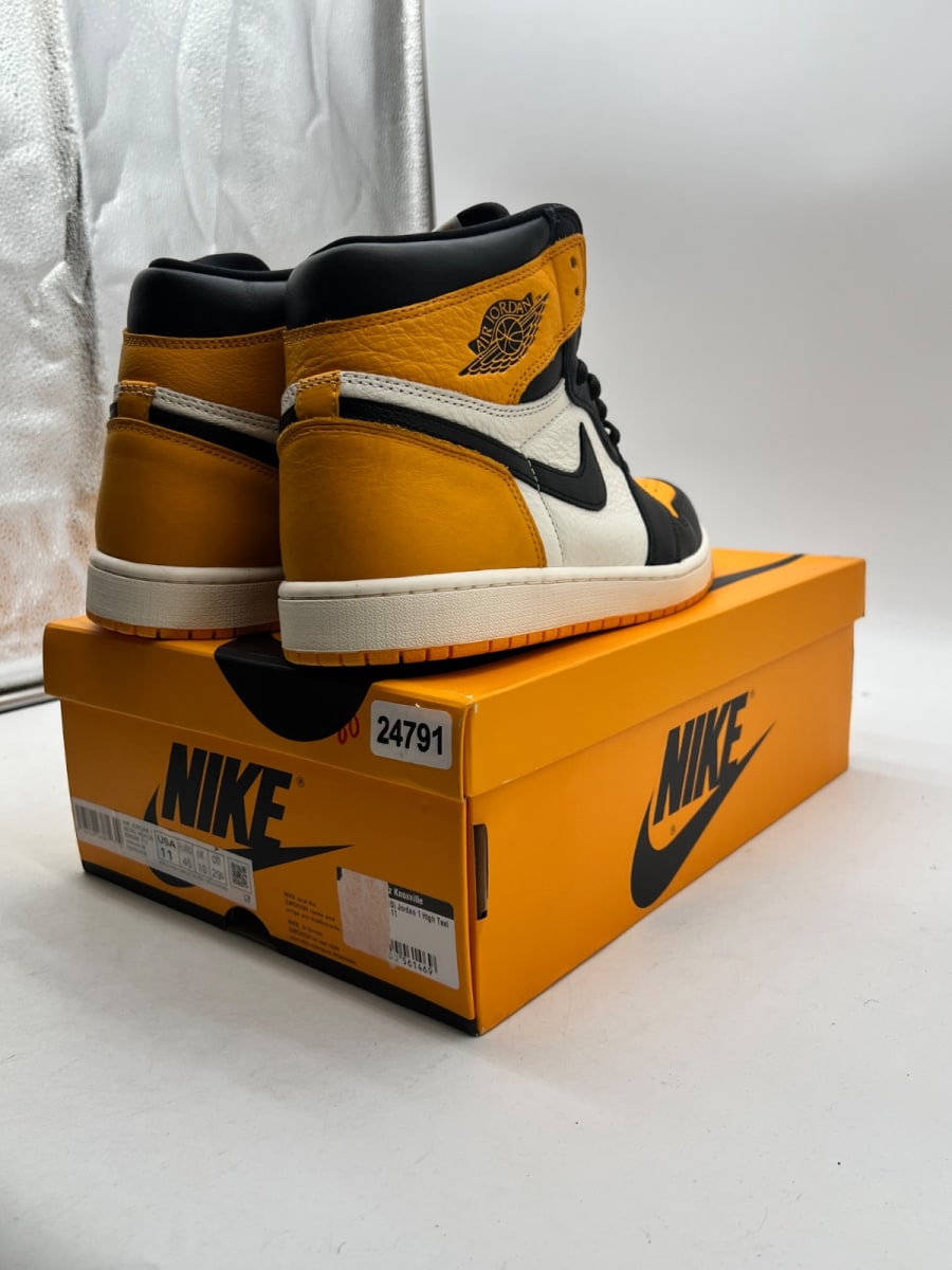 Jordan 1 Retro High OG Taxi 11 (Moderately Worn Pre-Owned)JordanTaxi/Black-Sail - Image 4