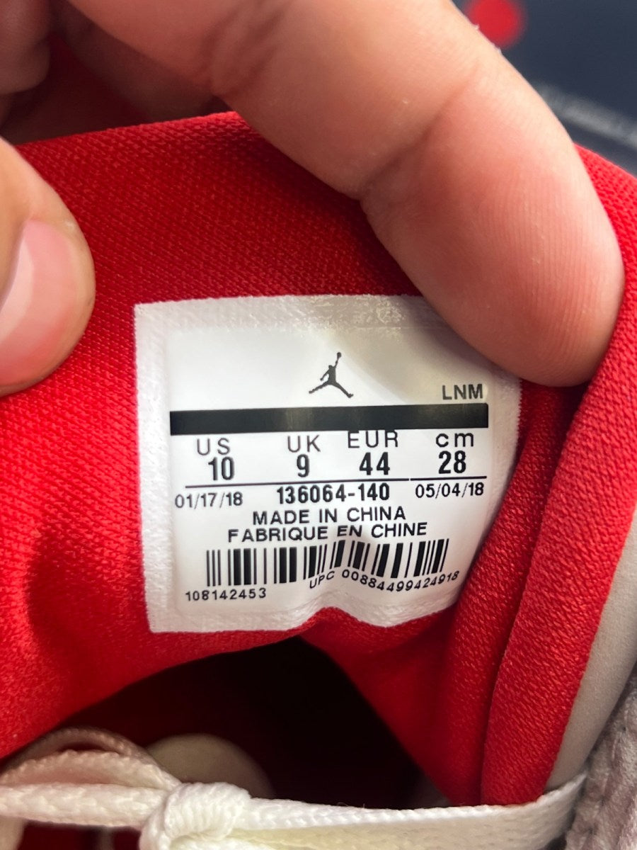 Jordan 3 Retro International Flight 10 (Lightly Worn Pre-Owned) - Image 7