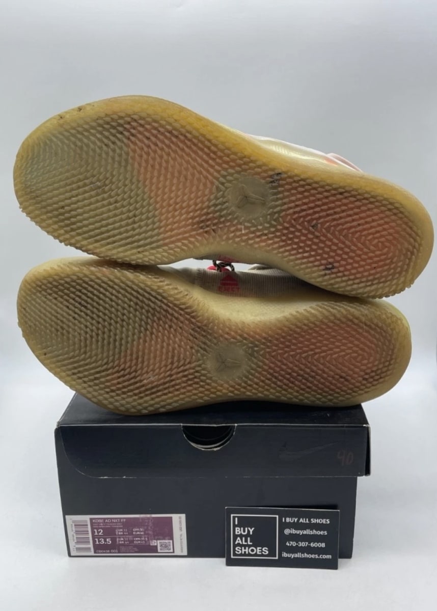 Nike Kobe AD NXT FF Vast Grey 12 (Moderately Worn Pre-Owned)NikeVast Grey/Thunder Grey - Image 8