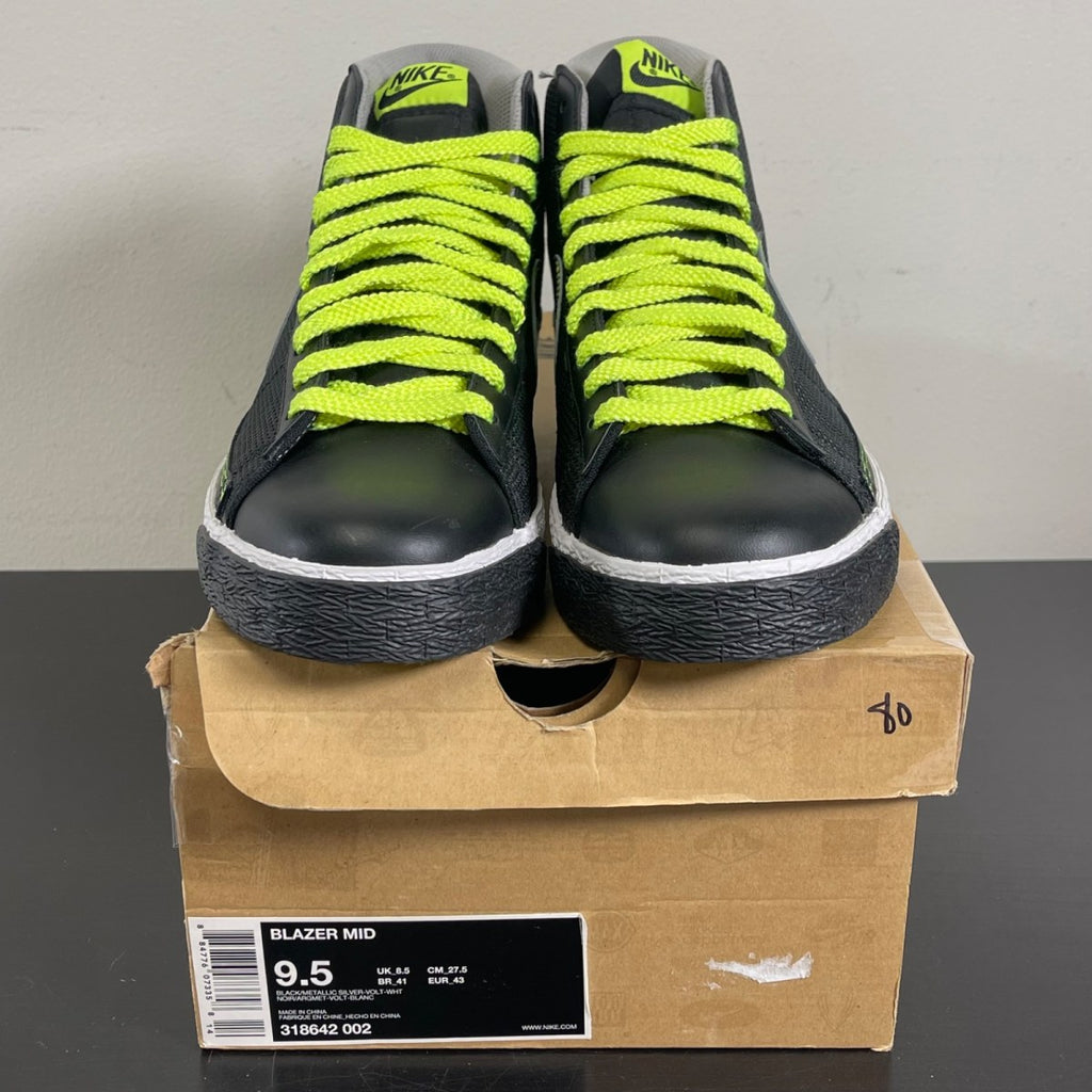 Nike Blazer Mid 9.5 (Moderately Worn Pre-Owned)Nike - Image 2