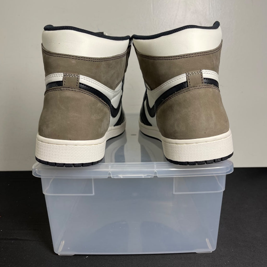 Jordan 1 Retro High Dark Mocha (Size 12) - aux