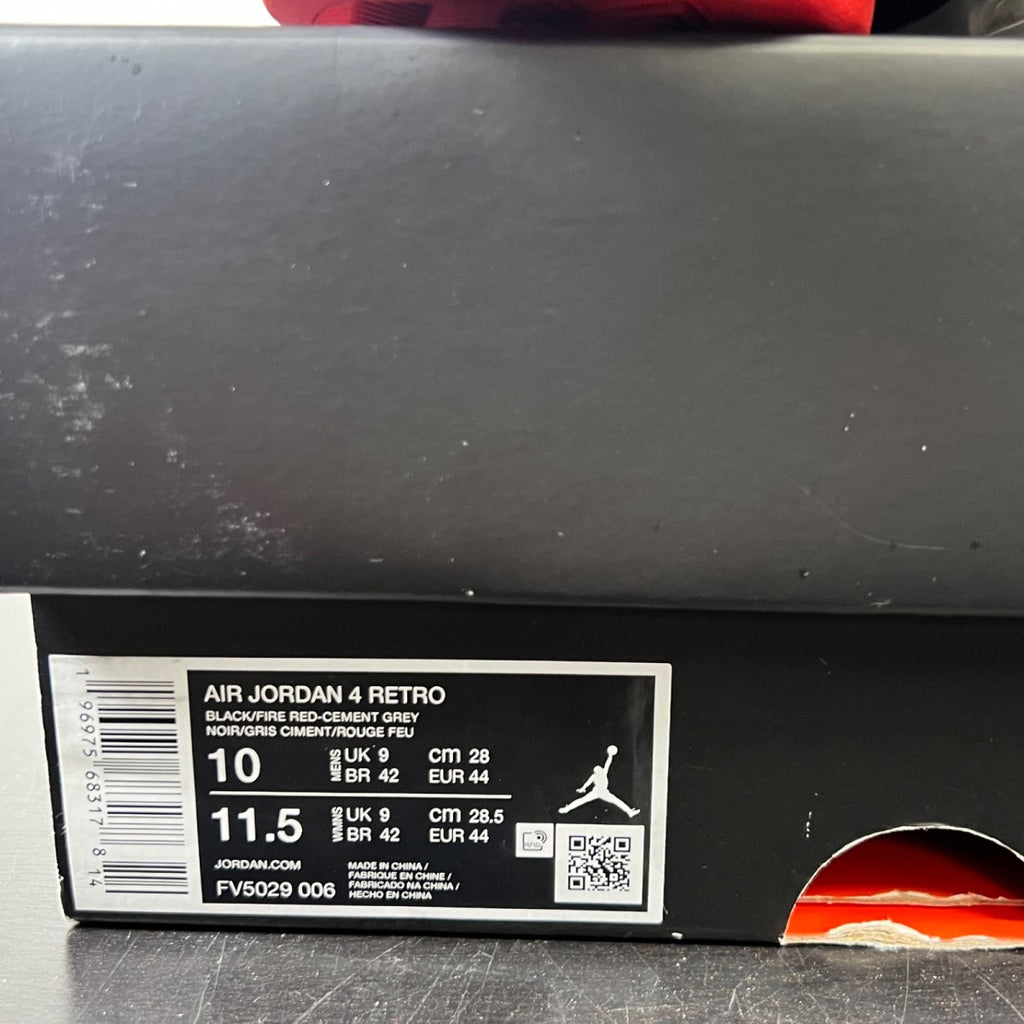 Jordan 4 Retro Bred Reimagined 10 (Lightly Worn Pre-Owned)JordanBlack/Cement Grey/Varsity Red/Summit White - Image 5