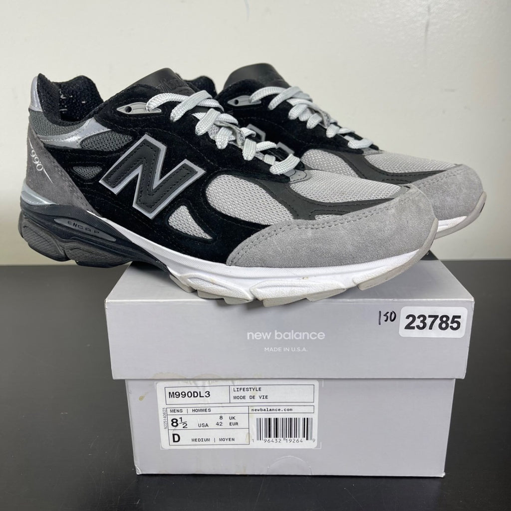 New Balance 990v3 MiUSA DTLR GR3YSCALE 8.5 (Moderately Worn Pre-Owned)New BalanceBlack/Grey - Image 1