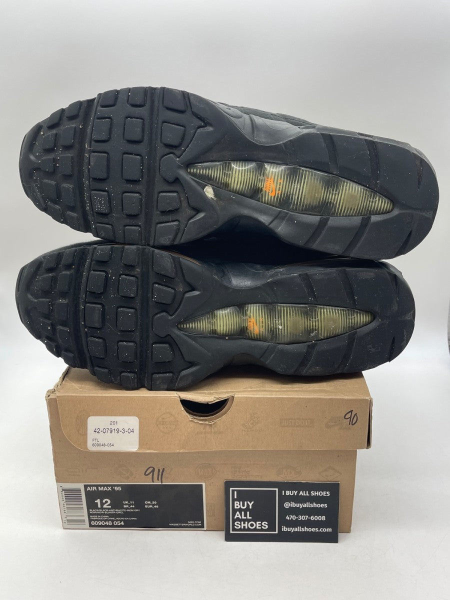 Nike Air Max 95 'Black' 12 (Moderately Worn Pre-Owned) - Image 7