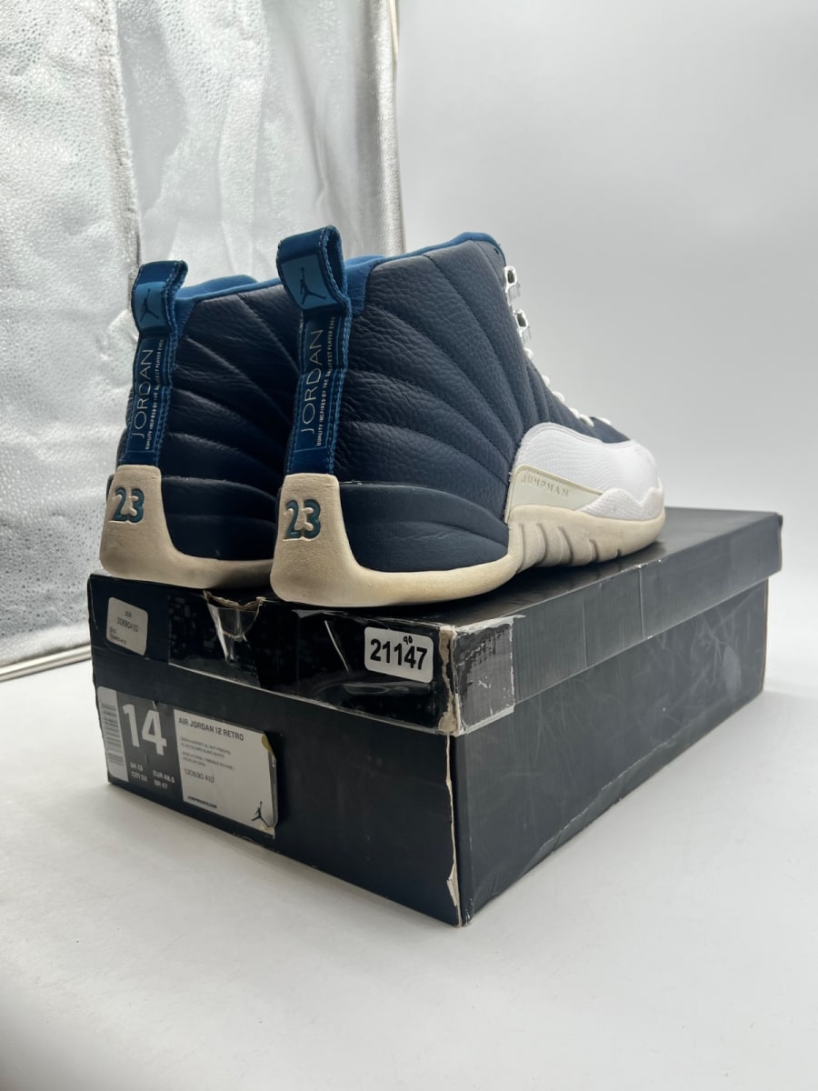 Jordan 12 Retro Obsidian (2012) 14 (Heavily Worn Pre-Owned) - Image 5