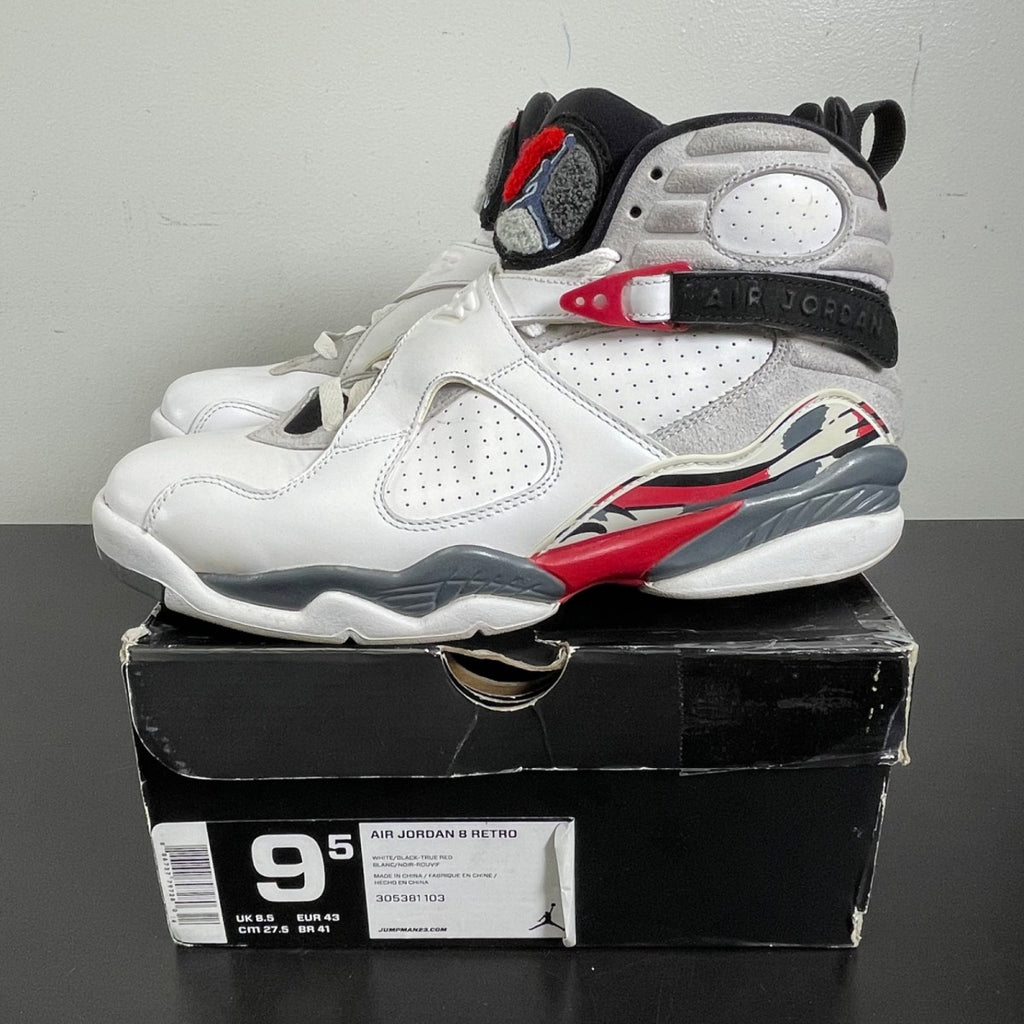 Jordan 8 Retro Bugs Bunny (2013) 9.5 (Moderately Worn Pre-Owned)JordanWhite/Hyper Blue-True Red-Flint Grey - Image 3