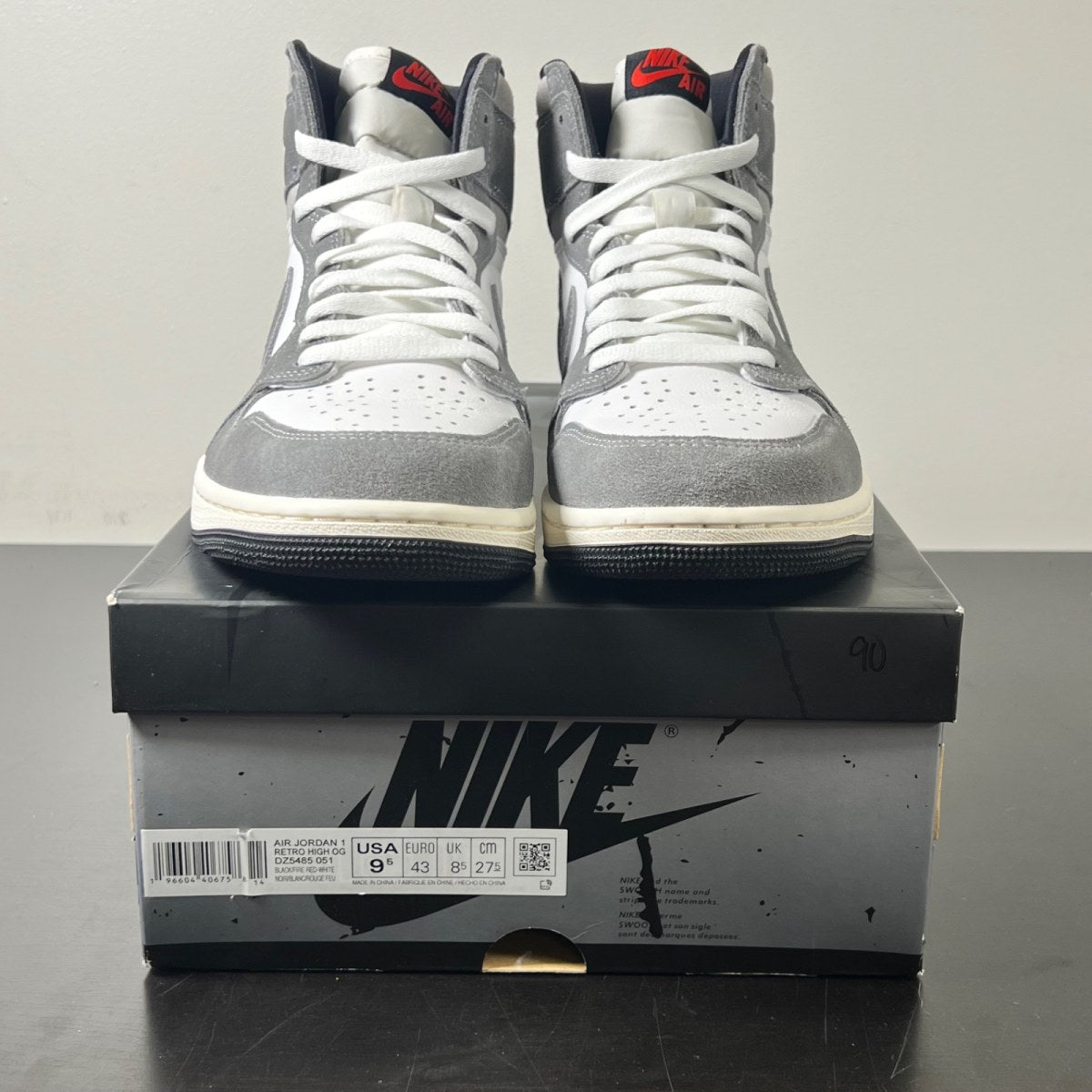 Jordan 1 Retro High OG Washed Black 9.5 (Lightly Worn Pre-Owned)JordanBlack/Fire Red/Light Smoke Grey/Sail - Image 2