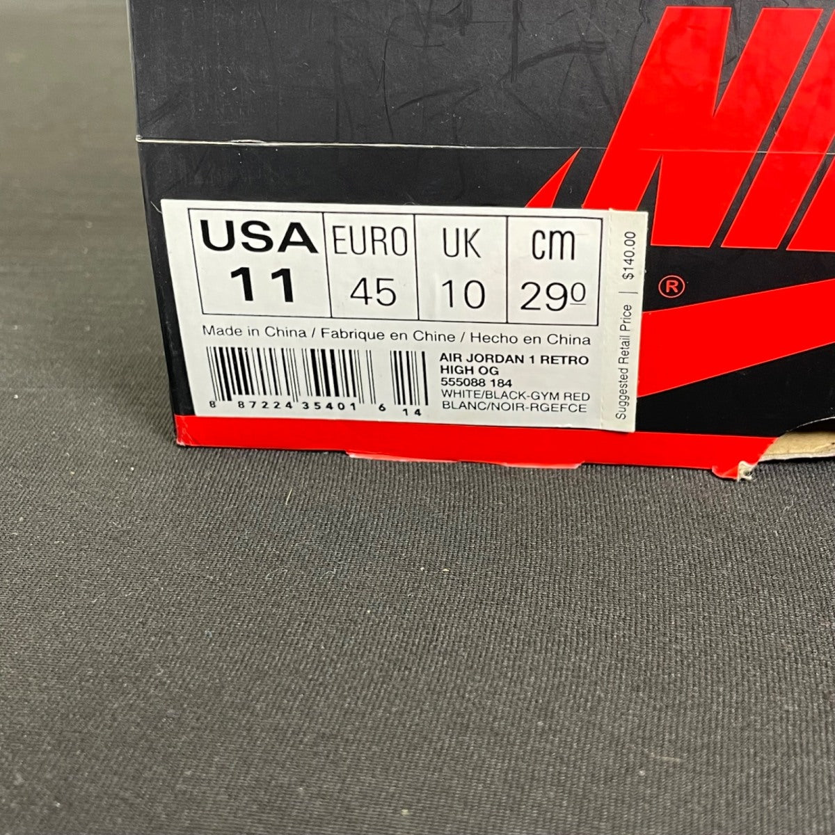 Jordan 1 Retro Black Toe (2013) 11 (Moderately Worn Pre-Owned)JordanWhite/Black-Gym Red - Image 7