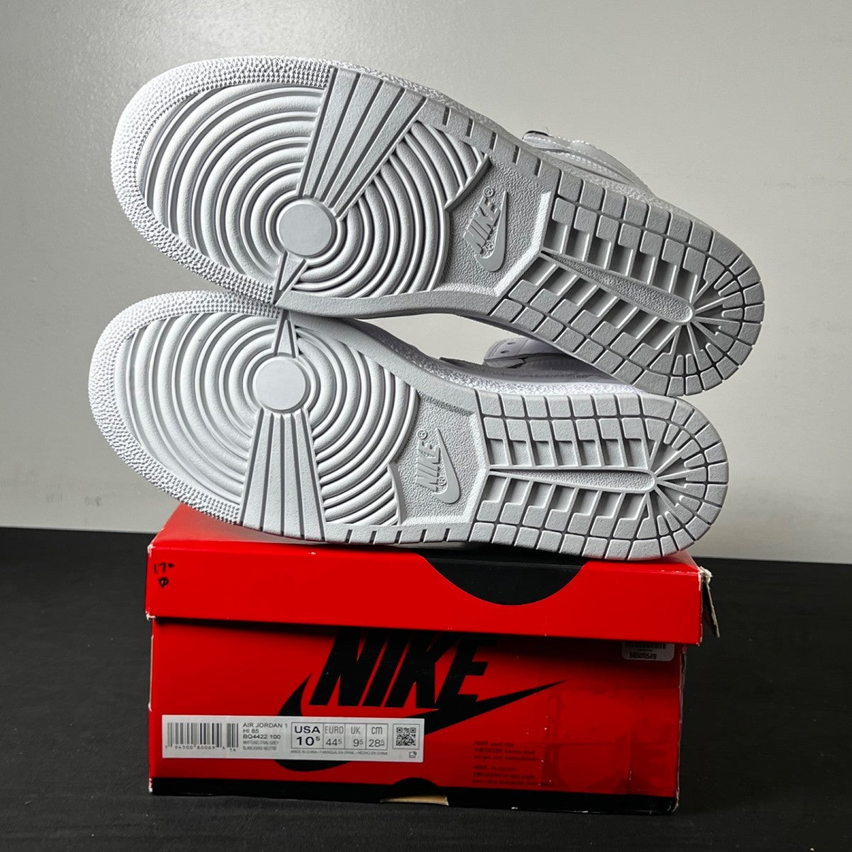 Jordan 1 Retro High '85 Neutral Grey 10.5 (New Pre-Owned)JordanWhite/Neutral Grey - Image 6