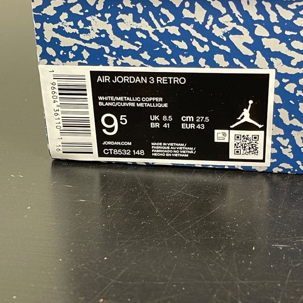 Jordan 3 Retro Wizards 9.5 (Moderately Worn Pre-Owned)JordanWhite/True Blue/Metallic Copper/Cement Grey - Image 7