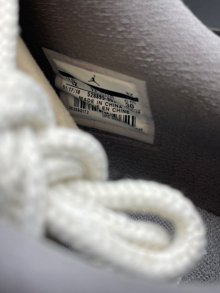 Jordan 11 Retro Low Cool Grey 12 (Moderately Worn Pre-Owned) - Image 8