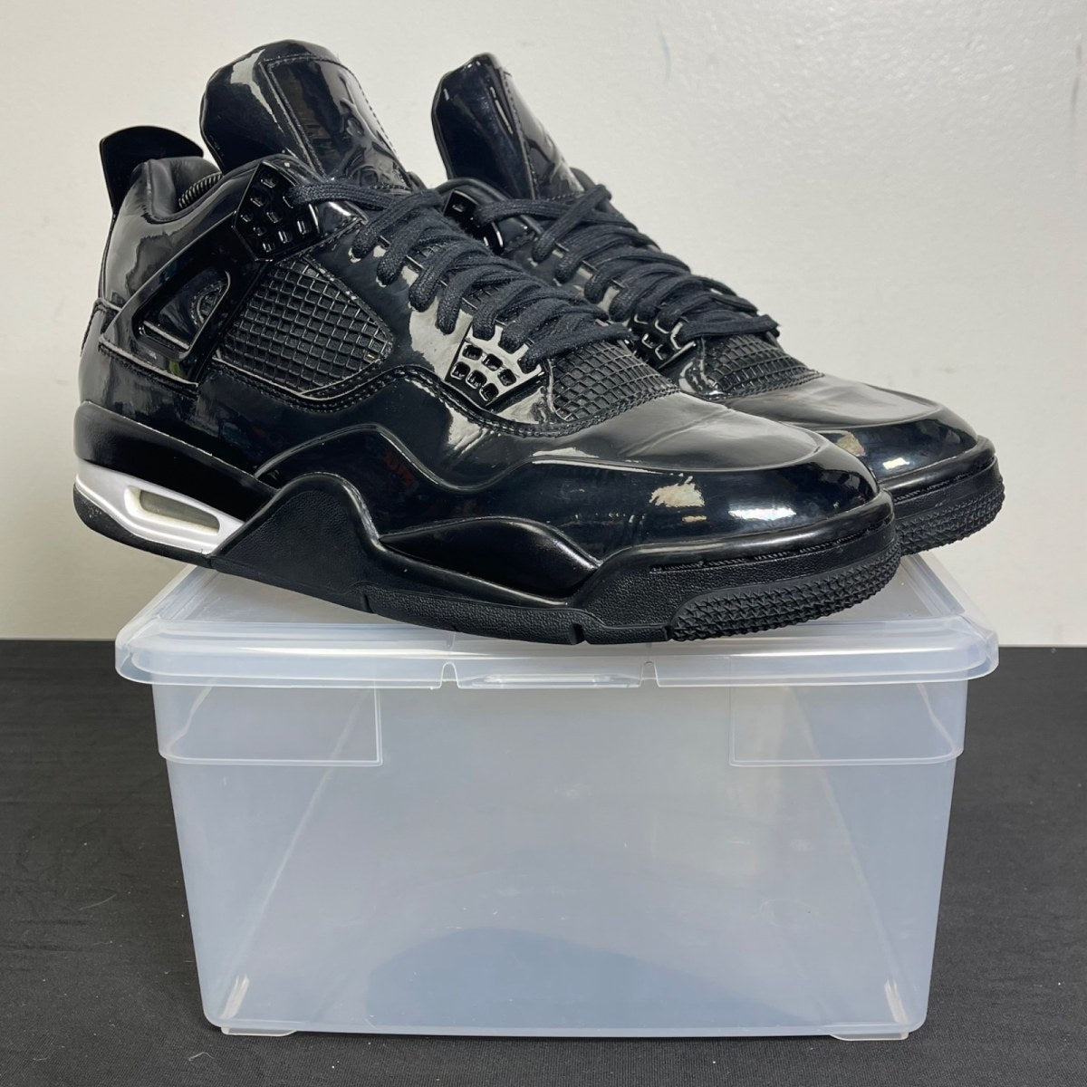 Jordan 4 Retro 11Lab4 Black 9.5 (Moderately Worn Pre-Owned)JordanBlack/White - Image 1