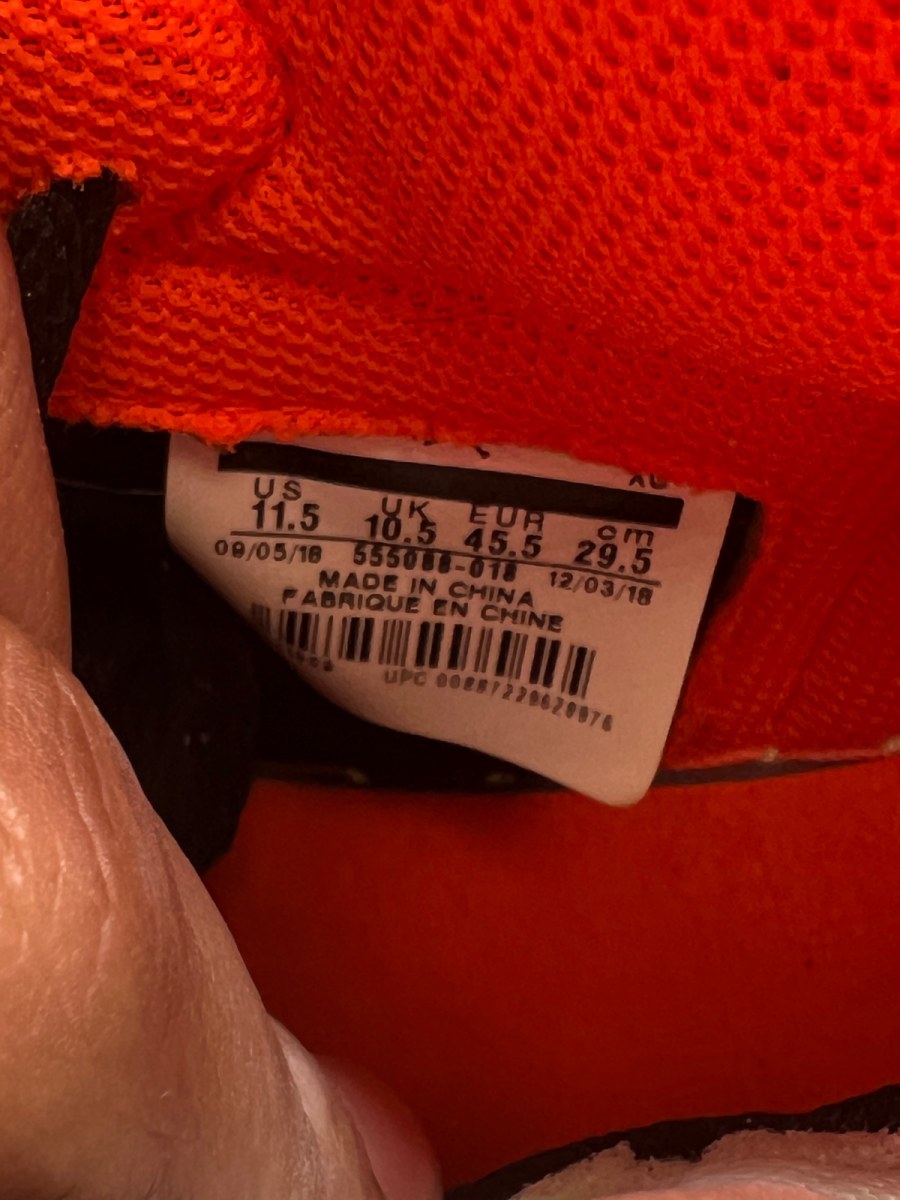 Jordan 1 Retro High Neutral Grey Hyper Crimson 11.5 (Moderately Worn Pre-Owned) - Image 9